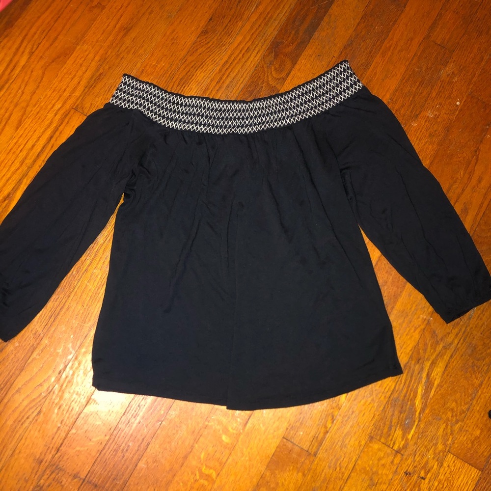 Long sleeve off the shoulders